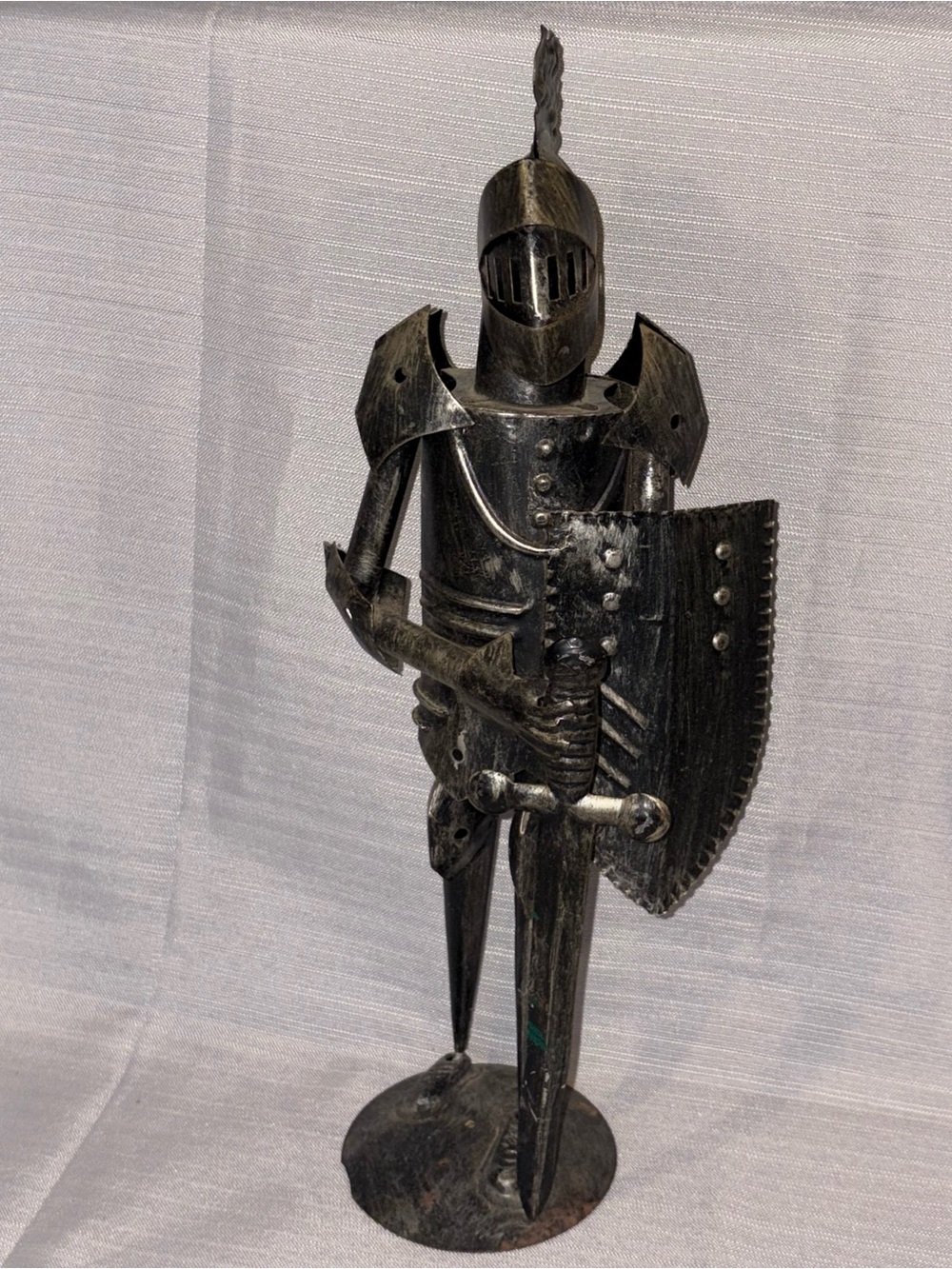 Metal Medieval Knight Sculpture - Black Finish Home Art M90